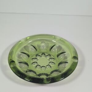 Vintage Hazel Atlas Reflection Pattern Thumbprint Ashtray